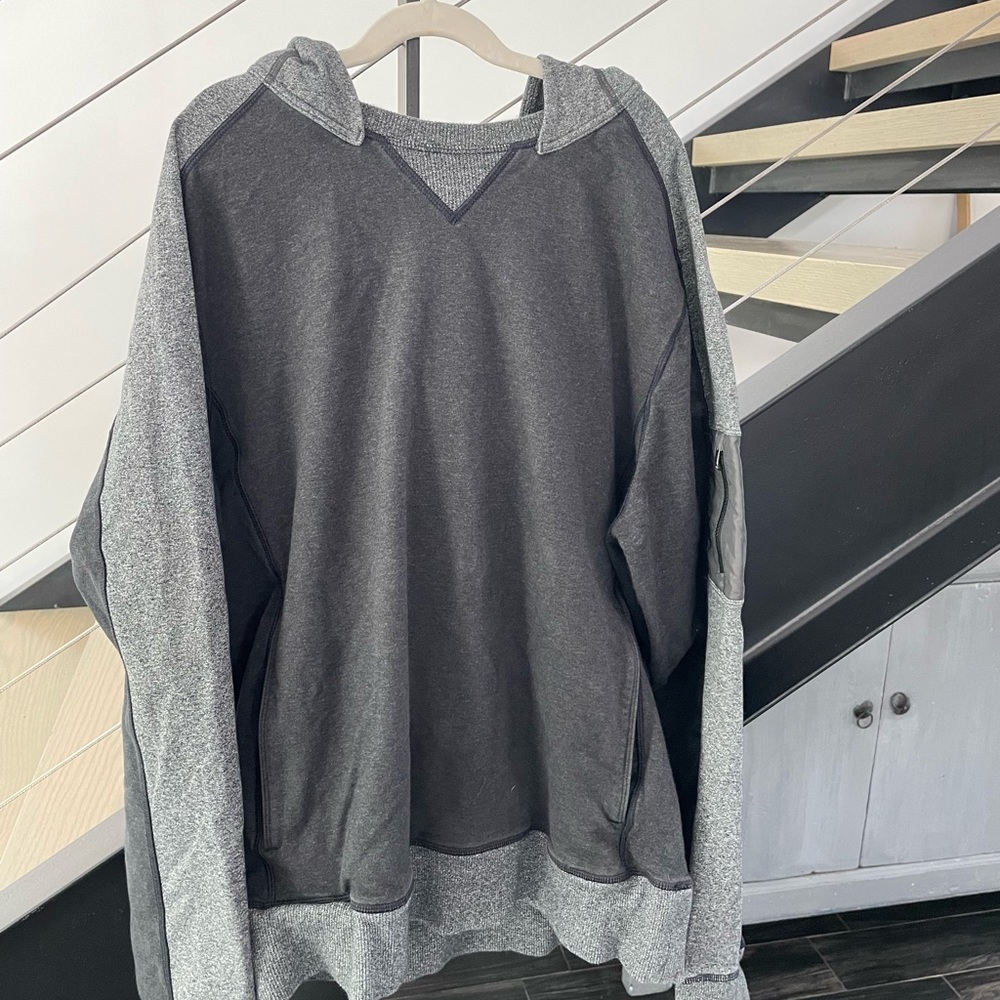 Lululemon Hoodie. Men’s size L.